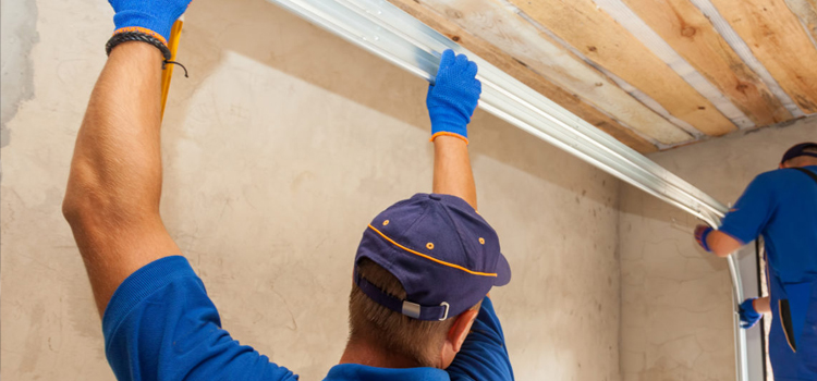 commercial overhead garage door repair in Pinecrest